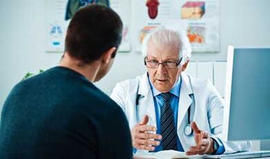 Consulting a doctor for a prostatitis by a doctor